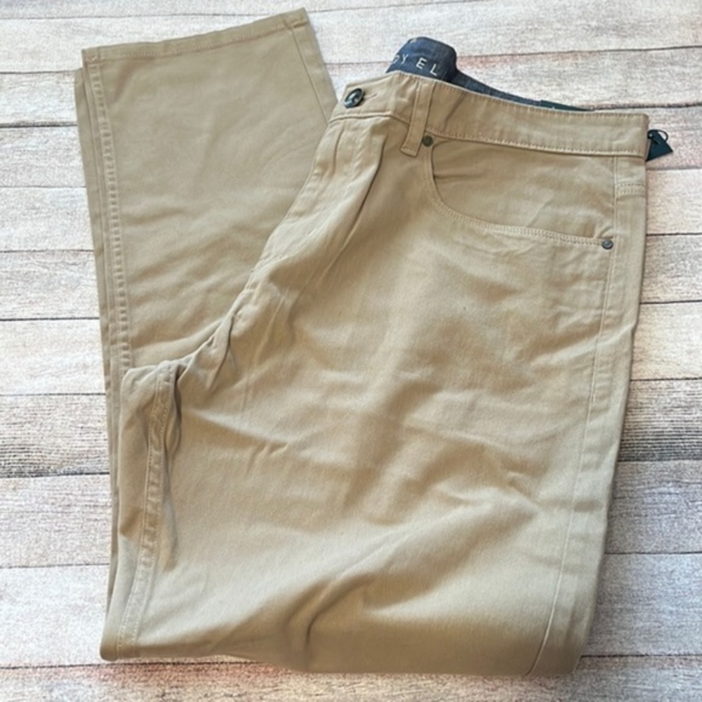 Perry Ellis Very Slim Men’s Khakis 36X30 NWT